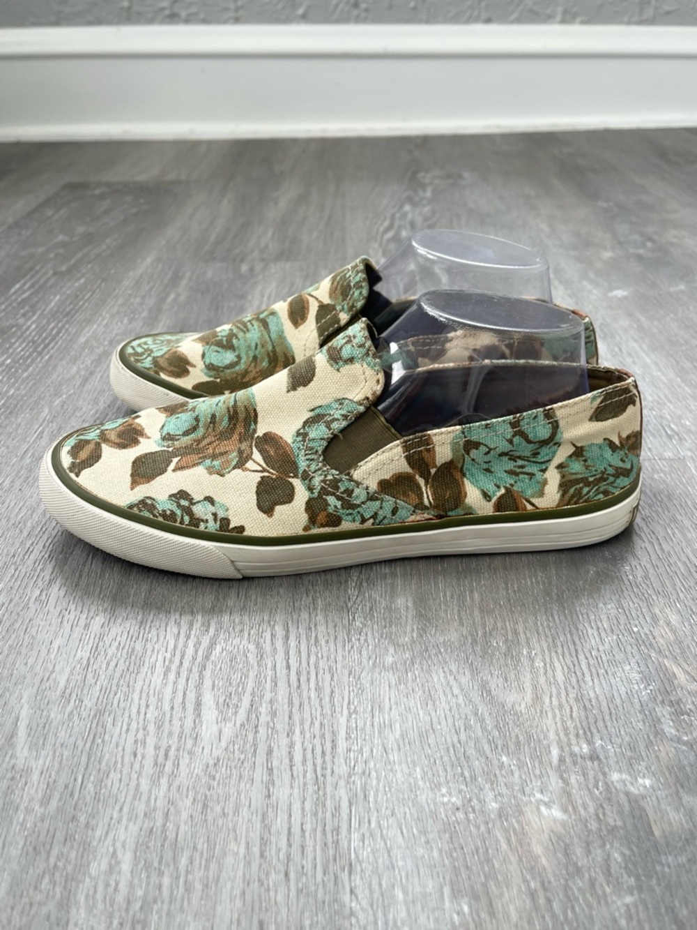 Tory Burch Floral Slip On Sneakers Size 10 - Picture 4 of 7